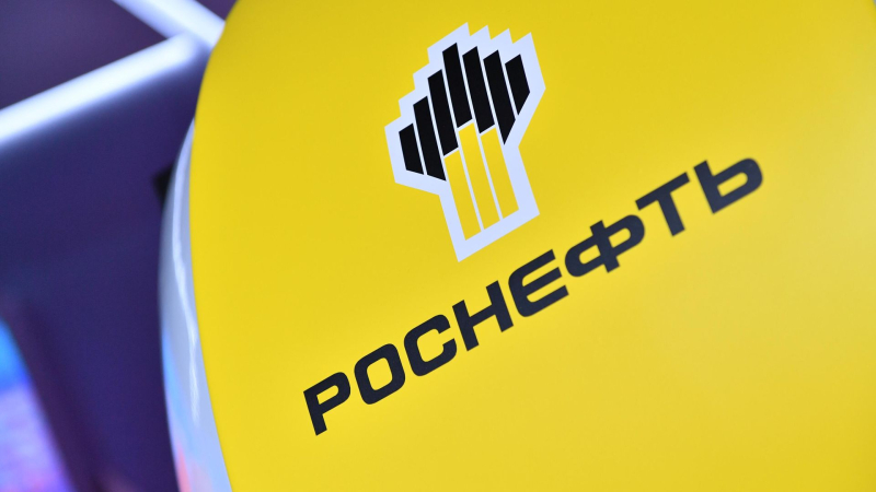 Путин разрешил Роснефти самой раскрывать информацию